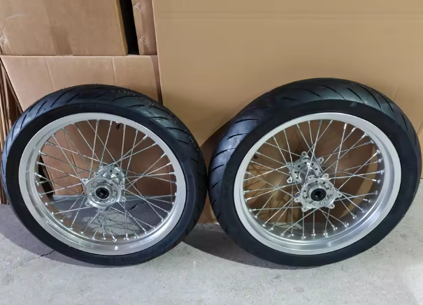 Chrome UB SuperMotos